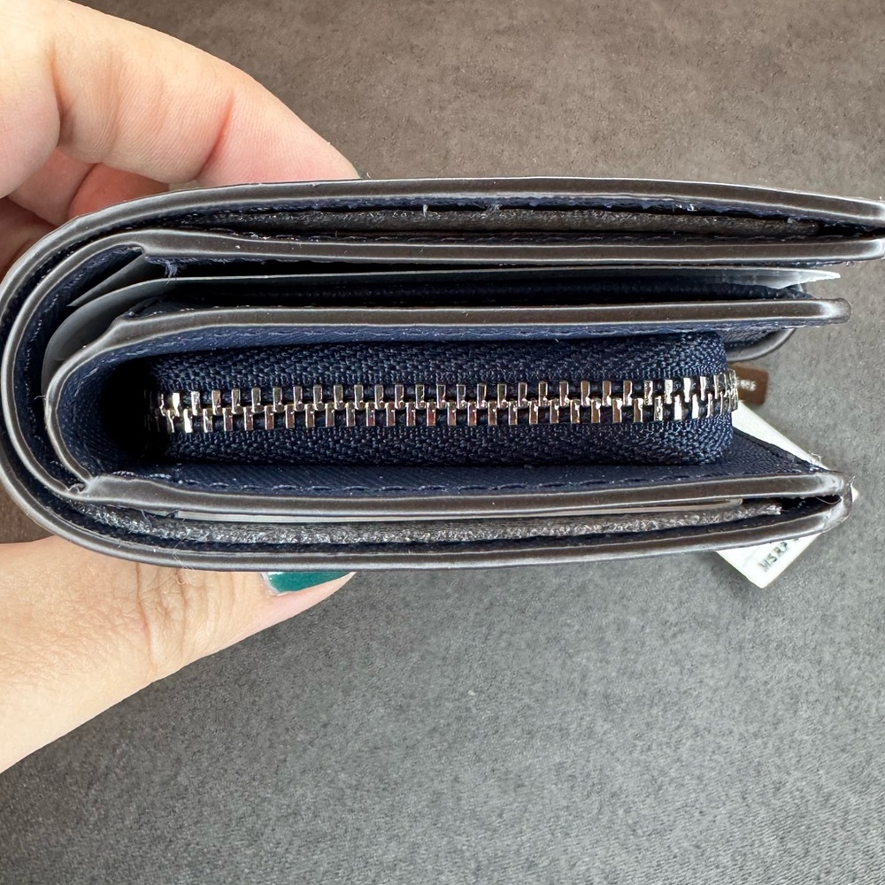 Michael Michael Kors Jet Set Travel Navy Leather Zip Wallet | NWT - Picture 6 of 13